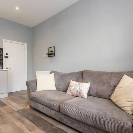 Apartman Rd B - Location Long By Shortstayuk *